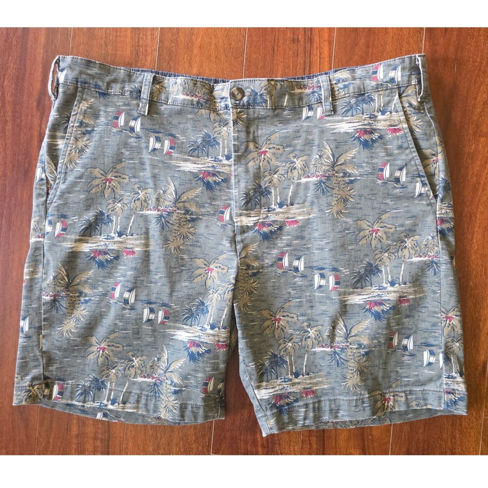 Nautica Mens 40W Classic Fit Tropical Palm Tree Sailboat Shorts Olive Green